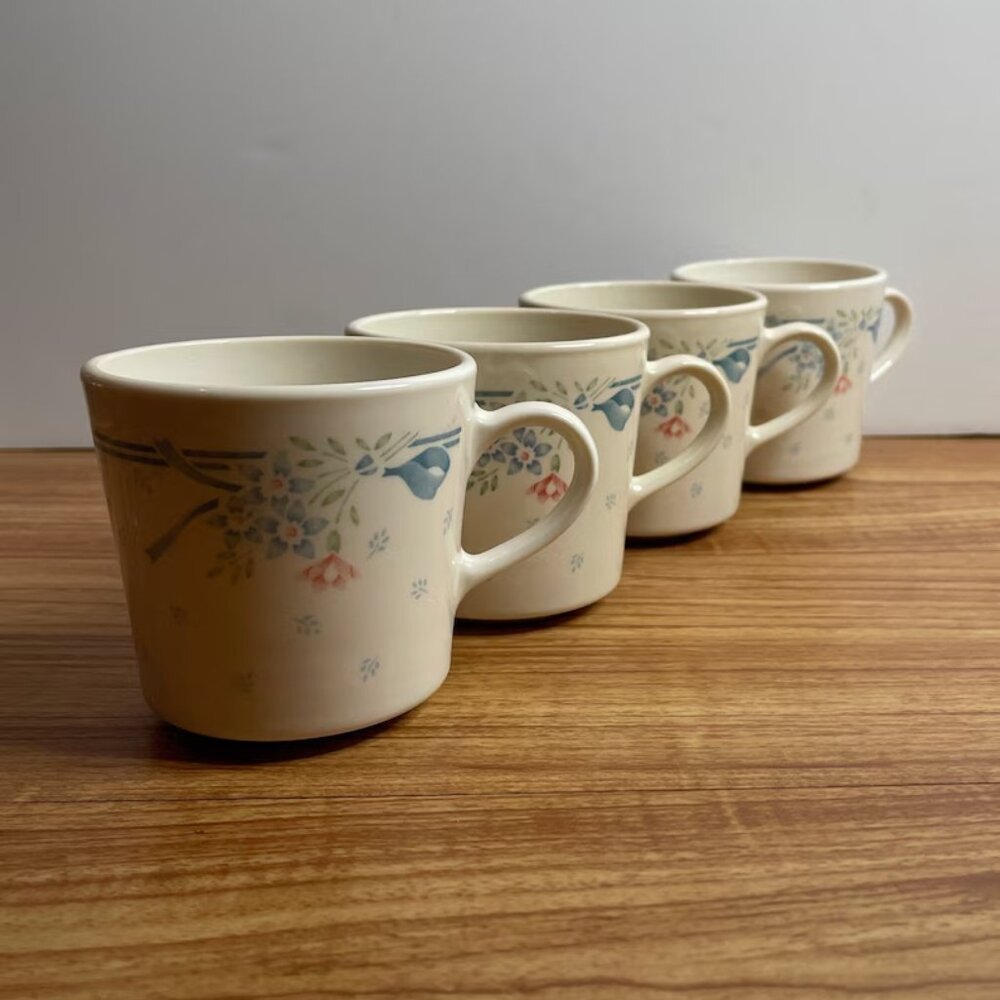 Vintage‎ Corelle Mugs Set of 4 Spring Meadow Floral Coffee Tea Cup 70s Retro